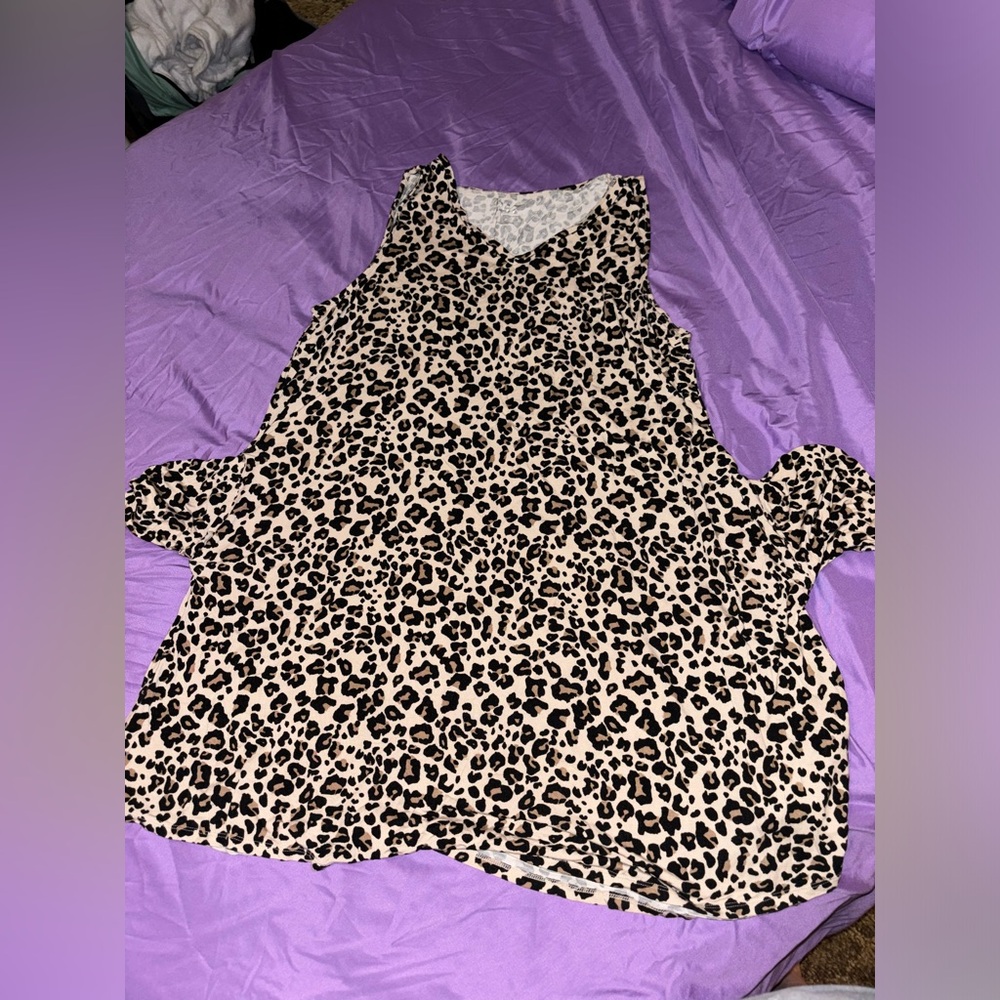 Cheetah Print Comfort midi dress
